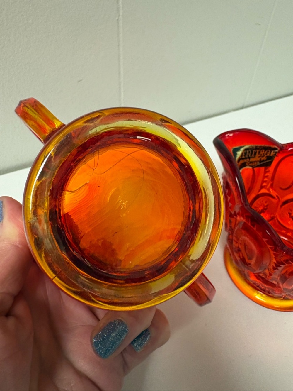 Vintage L.E. Smith Amberina Glass Cream and Sugar in Moon and Stars Pattern EUC - Picture 6 of 10